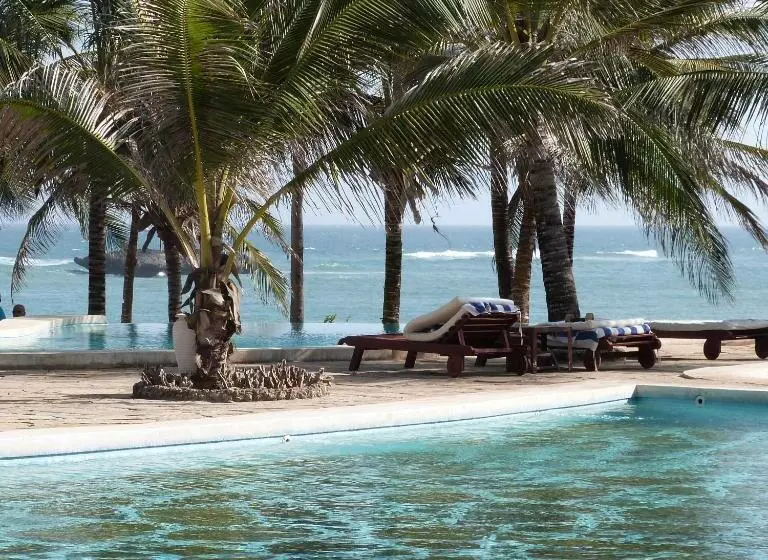 استراحتگاه Aquarius Club