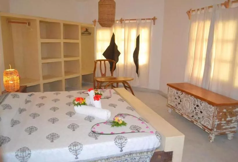 استراحتگاه Aquarius Club