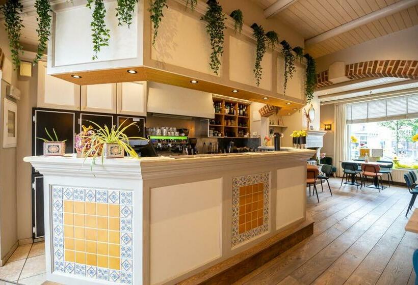 ベッドアンドブレックファースト De Zonnetuin