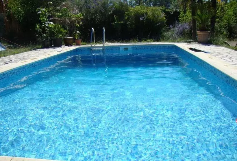 Aamiaismajoitus (B&B) L'oulibo