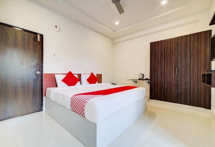 هتل Capital O 47601 Airport Palace