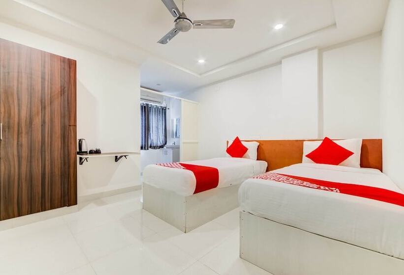 هتل Capital O 47601 Airport Palace