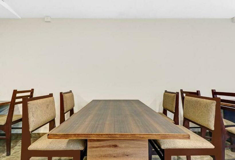 Hotel Treebo Darwesh Residency