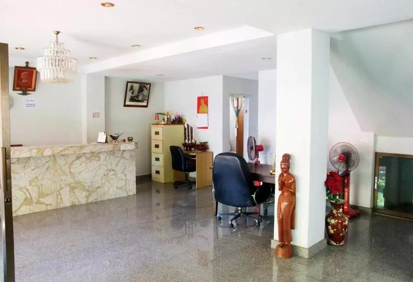 Hotelli Sichang Shine Khao Resort