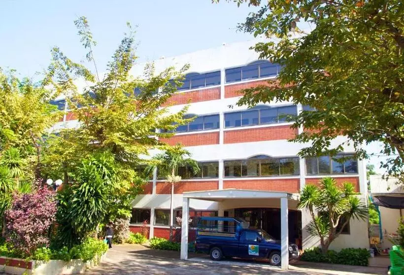 Hotelli Sichang Shine Khao Resort