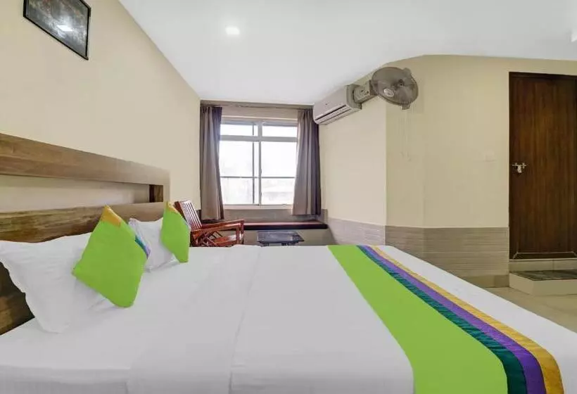 ホテル Treebo Darwesh Residency