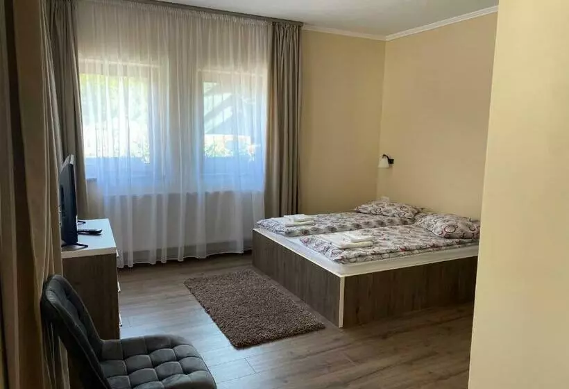 Aamiaismajoitus (B&B) Farkas Panzió