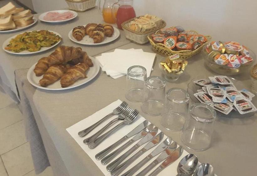 Отель Ristorante Regina