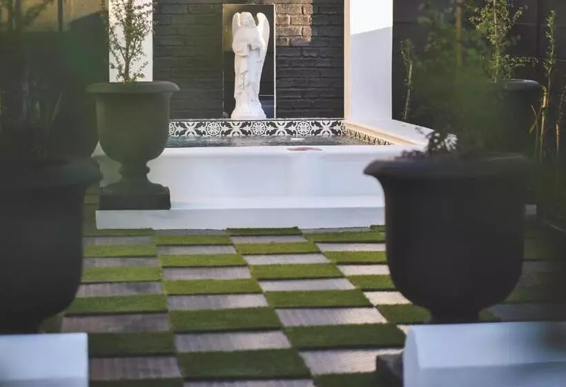 Majatalo House Of Pinardt