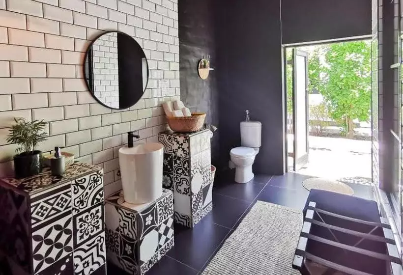 Majatalo House Of Pinardt