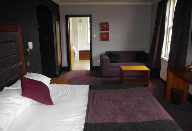 ユースホステル Fletcher's Restaurant Bar & Rooms