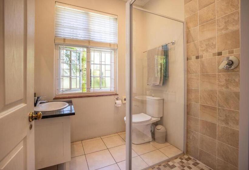 פנסיון Lanherne Guest House Bed & Breakfast