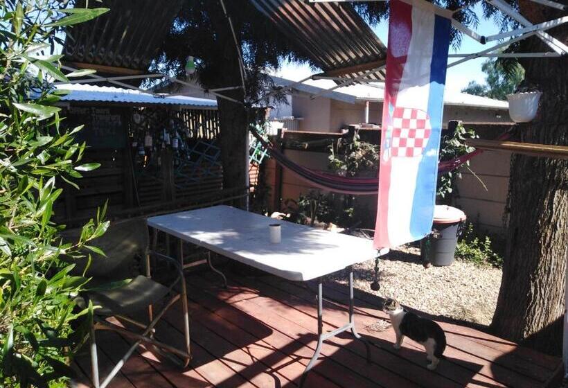 Xenia Bed & Breakfast