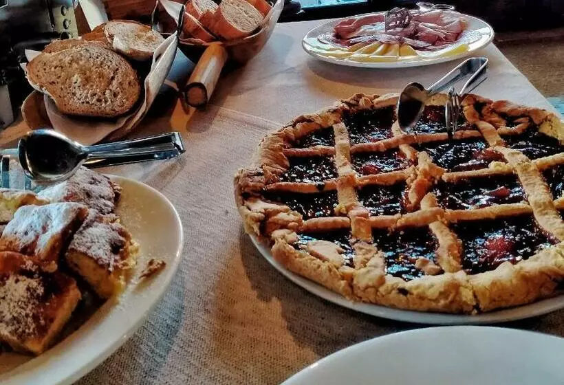 هاستل Gran Osteria Tre Noci