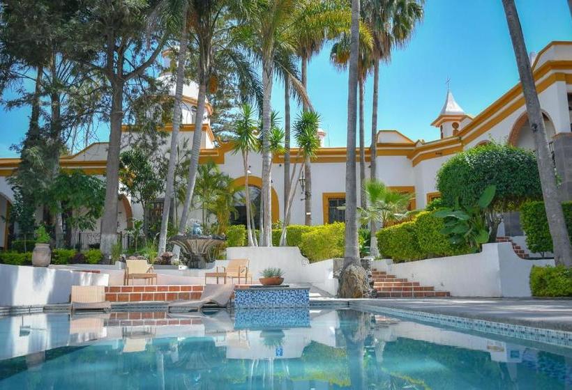Отель Hacienda San Isidro