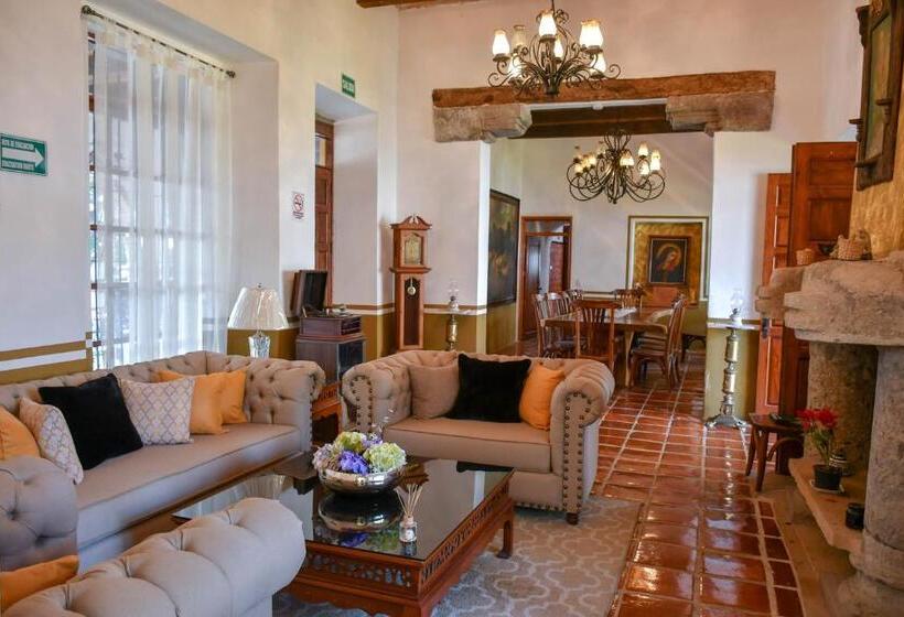 Отель Hacienda San Isidro