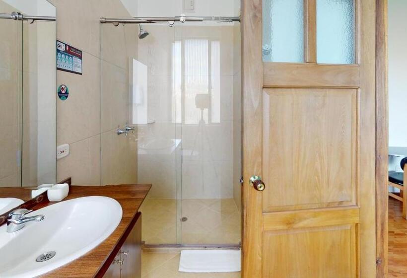 בית מלון כפרי Villa Colonia