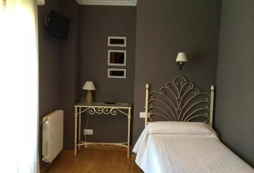 Majatalo El Porton De La Huebra