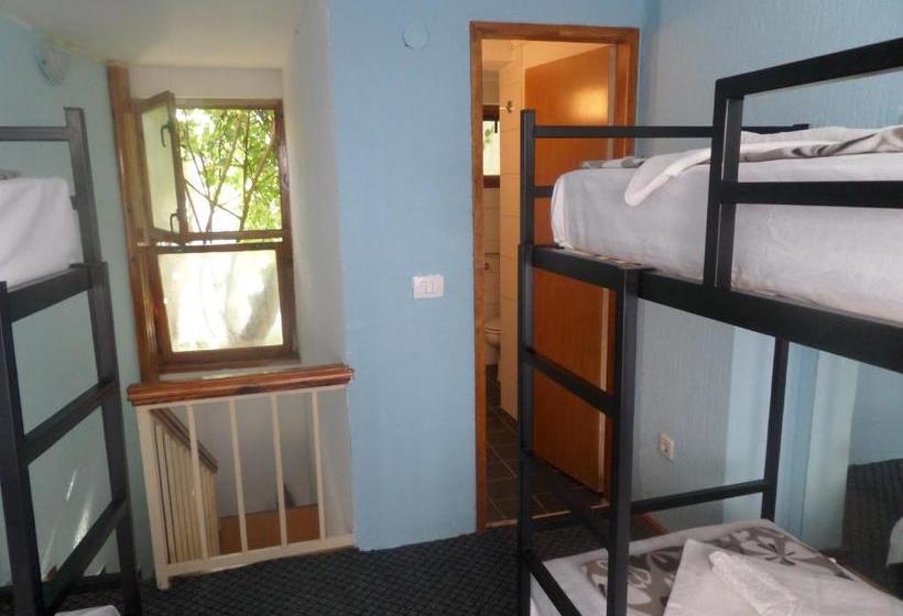 پانسیون Guesthouse Titi Mostar