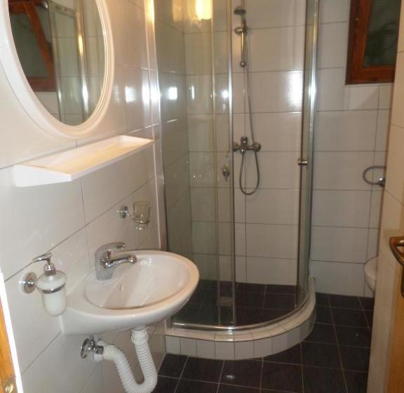 پانسیون Guesthouse Titi Mostar