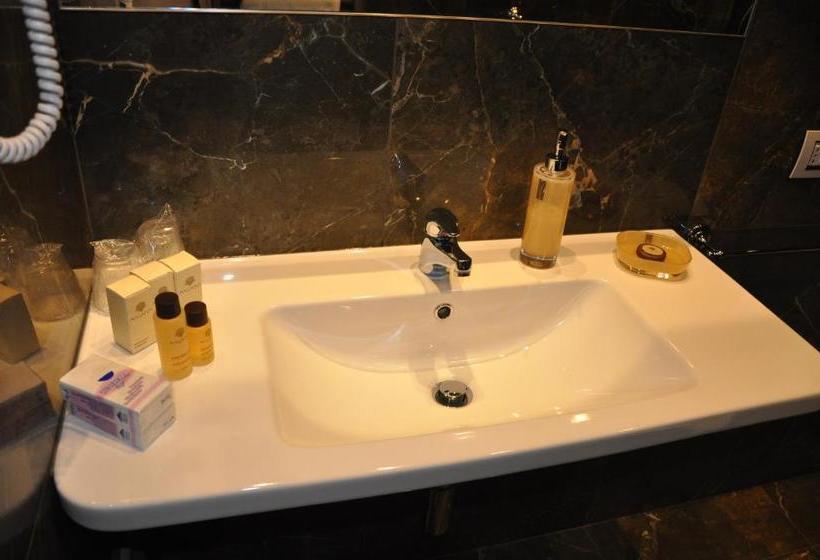 پانسیون La Mainolda B&b