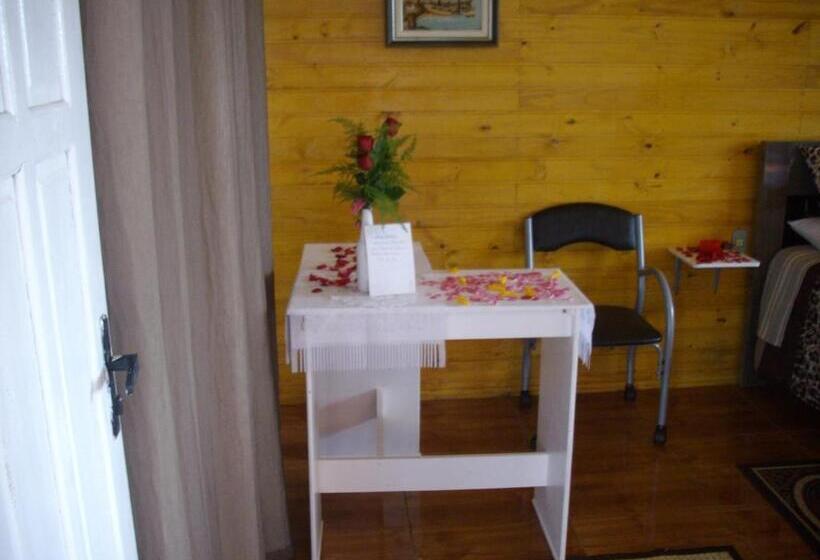 پانسیون Pousada Cristal Serra