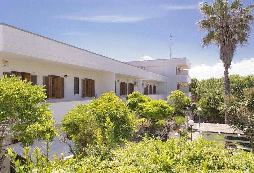 Residence Borgo Latino  Localo