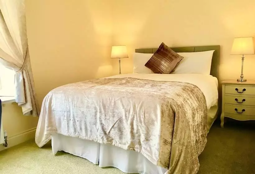 فندق Baggot Court Townhouse