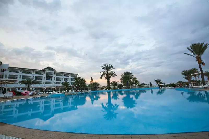 هتل El Mouradi Palm Marina