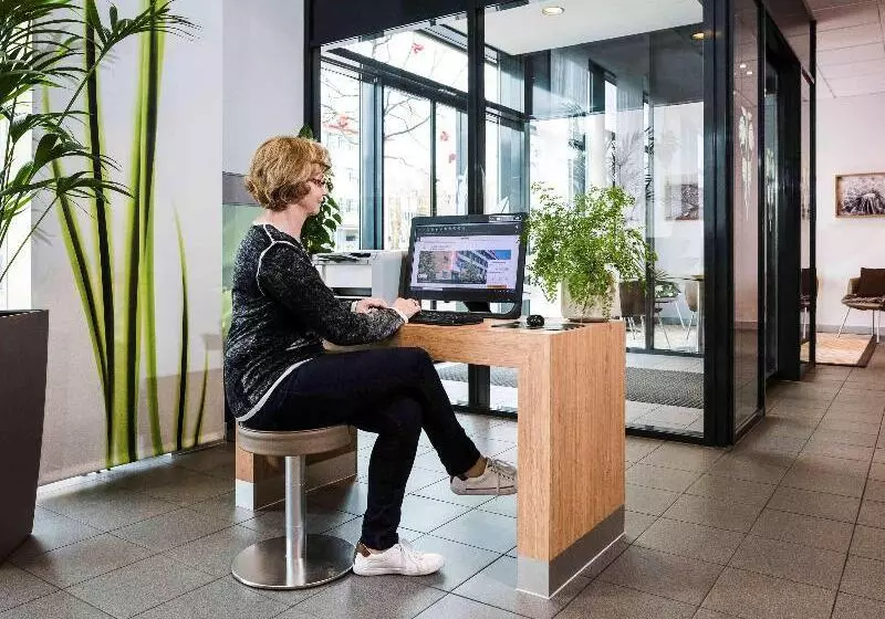 Отель Ibis Heilbronn City