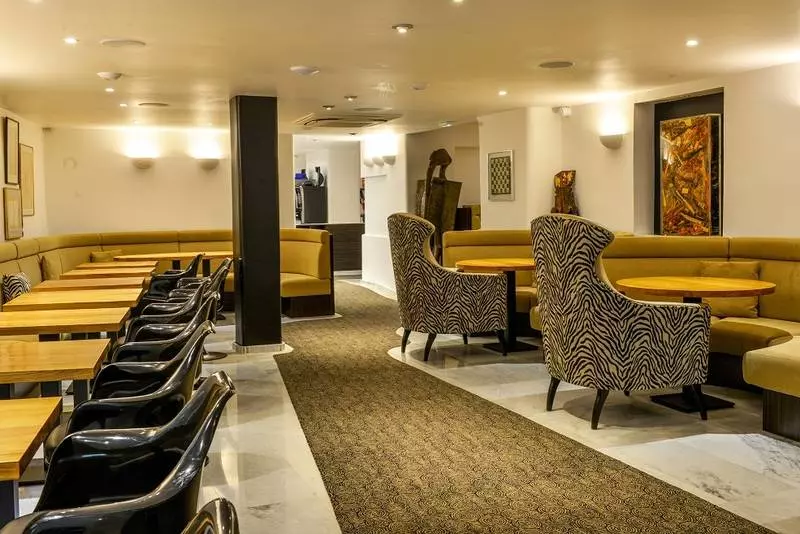 Отель Hôtel & Appartements Monsigny