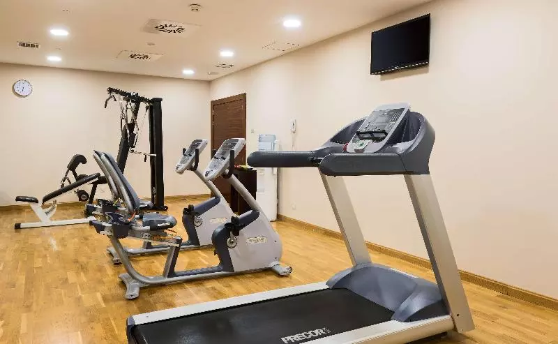 ホテル NH Marbella