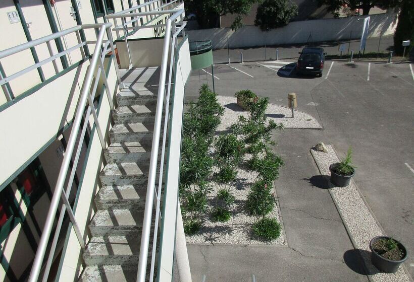 فندق Premiere Classe Avignon Le Pontet