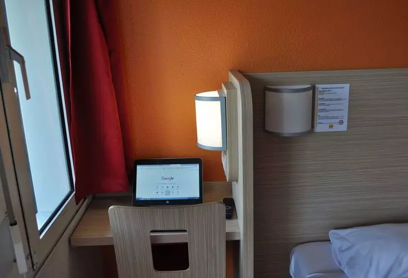 호텔 Première Classe Clermont Ferrand Aubière