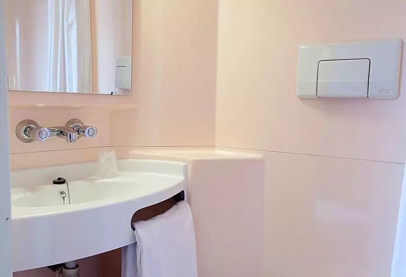 호텔 Première Classe Clermont Ferrand Aubière