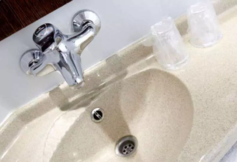 هتل Premiere Classe Montpellier Sud  Lattes