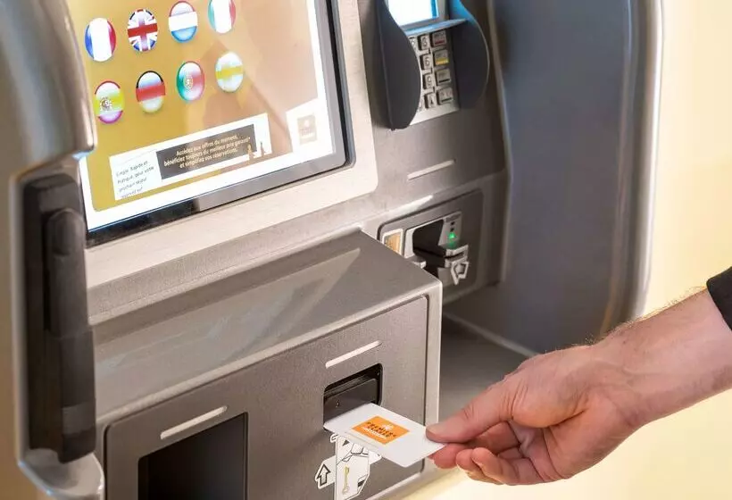 ホテル Premiere Classe Plaisir