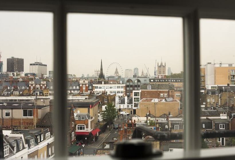 호텔 St George S Inn Victoria