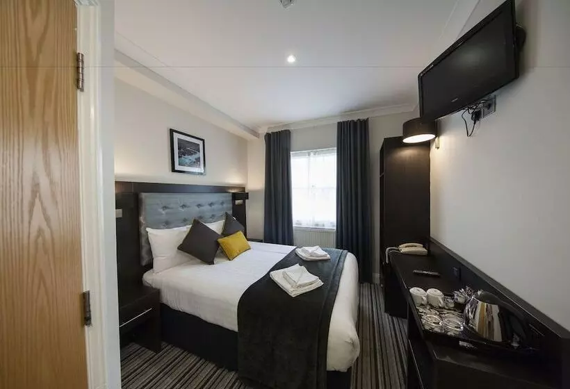 Hotelli St George S Inn Victoria