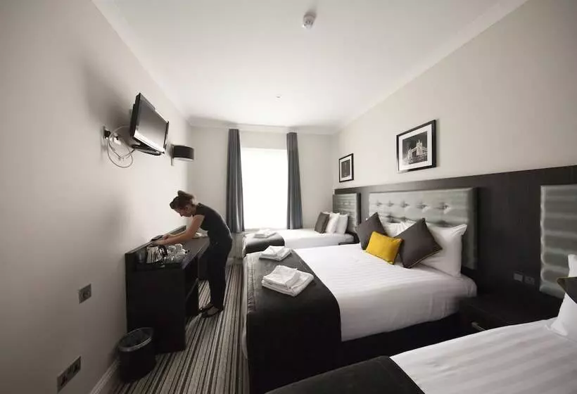 Hotelli St George S Inn Victoria