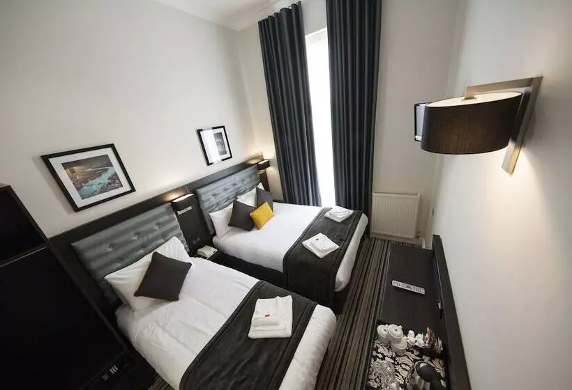 Hotelli St George S Inn Victoria