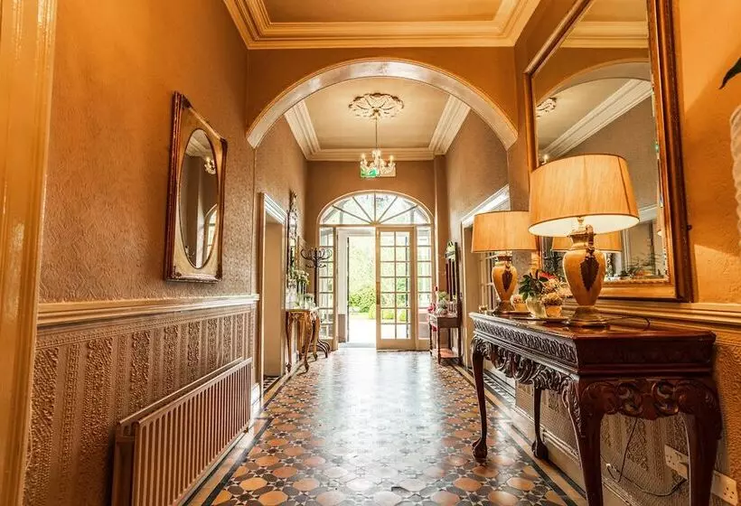 فندق Summerhill House