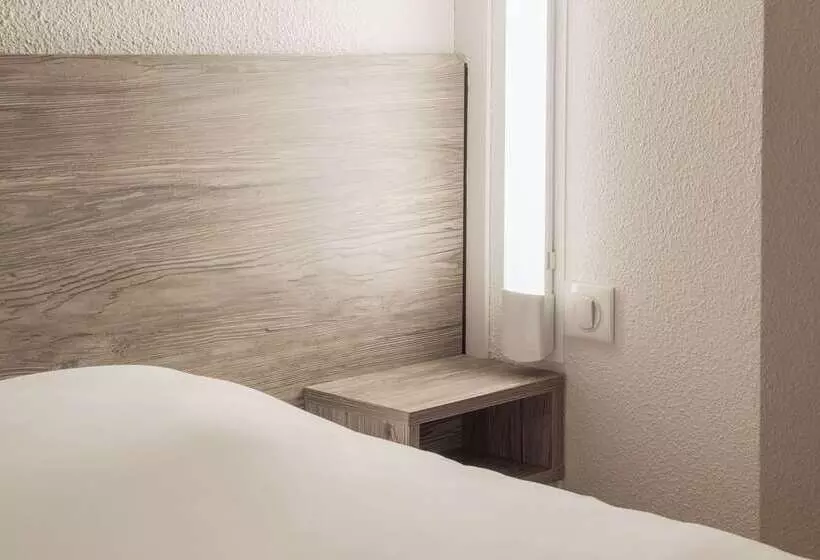 호텔 Premiere Classe Saintes