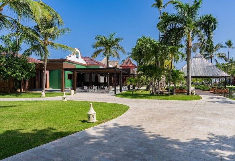 هتل Tropical Deluxe Princess - All Inclusive