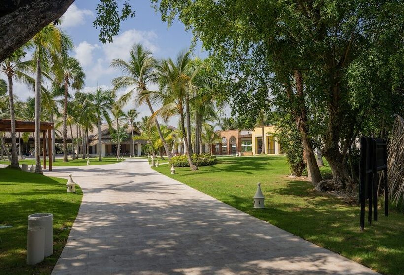 هتل Tropical Deluxe Princess - All Inclusive