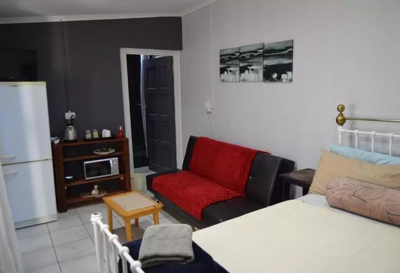 Aamiaismajoitus (B&B) A & R Guesthouse