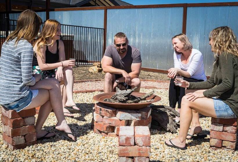 Bed and Breakfast Aligning Health Retreat & Day Spa