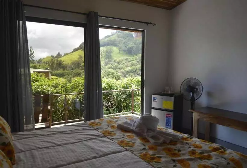 ベッドアンドブレックファースト Belcruz Family Lodge