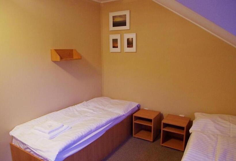 فندق Penzion Zornicka