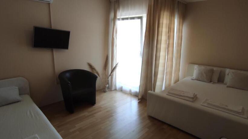 هتل & Rooms Lombrelle